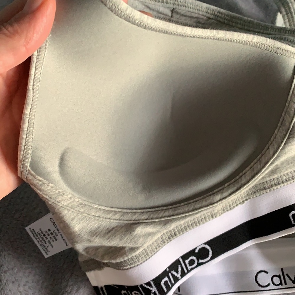 Calvin Klein padded bra - Picture 5 of 8
